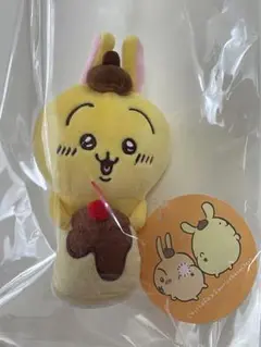 ちいかわ　サンリオキャラクターズ　デスクトップから見守るひっかけぬいぐるみうさぎ