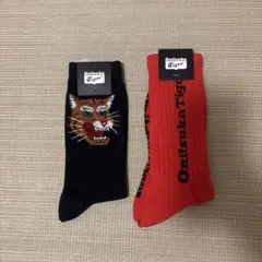 オニツカタイガー　ソックス　M（25〜28㎝）　ブラック、レッド　2足セット