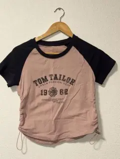 ラグランスリーブTシャツ
