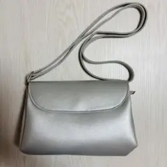 シルバー サコッシュ ショルダーバッグ