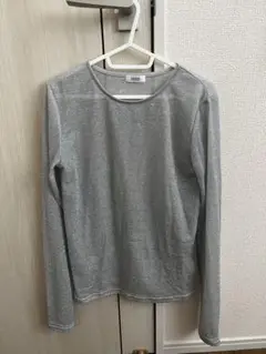 シルバー 長袖 トップス　ローリーズファーム　シアーラメ