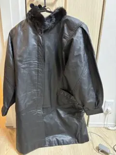 レザー ファー襟コート 黒　牛革