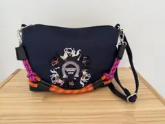 Item thumbnail for item e4777a69-4b9d-44ed-b954-e8eb8de3ba83