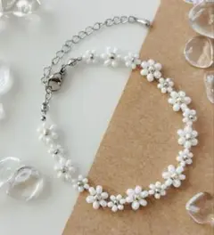 Item thumbnail for item ae2ae180-1197-4d80-9a9b-00d0eb768265