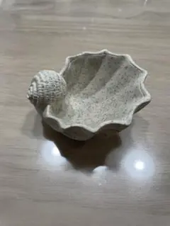貝殻型陶器小物入れ　ニューカレドニア