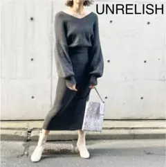 UNRELISH アンレリッシュ　抜襟ニットワンピース