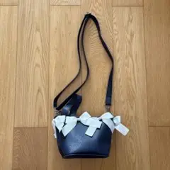 Item thumbnail for item b853eb51-51df-4e79-a7b5-fd10094fd7e2