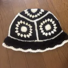 クラッシャハート 黒と白のモチーフ 57.5cm 花