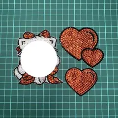 【週末セール❗️】うちわデコ ストーンデコ パーツ 3点セット ネコ 猫 赤