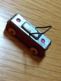 Item thumbnail for item c0e7951a-158d-43f8-a1fb-ff5644bfdadf