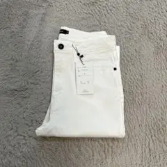ホワイトジーンズ