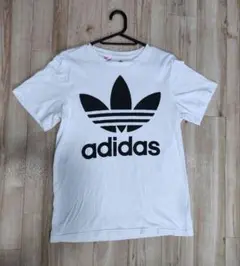 adidas ホワイト Tシャツ