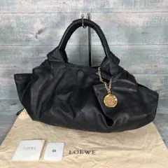 超美品 LOEWE ナッパアイレ アナグラム チャーム