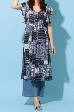 any FAM エニィファム　バンダナパネルプリント ワンピース 総柄胡桃ボタン