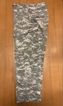値下げ11 米軍実物　ACUデジタルカモ　パンツ　LL(表記はM)