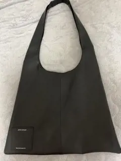 Item thumbnail for item bbd8b499-a08a-4ed5-a250-68696f4bdb88