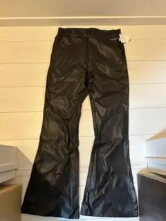 Nanostudioレザーパンツ