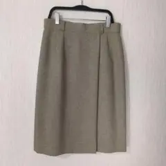 ひざ丈 タイトスカート プリーツ付き　Lサイズ　ベージュ