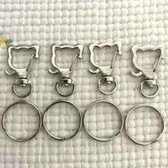 キーホルダーパーツ　4セット　猫ちゃん　シルバー　新品未使用