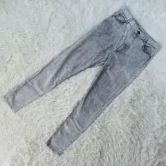 美品❗️ハイウェストデニムパンツ ドイツ輸入品【Bershka(ベルシュカ)】