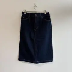 Item thumbnail for item 782e8c6d-ba0e-459e-85ce-82f2720a829f