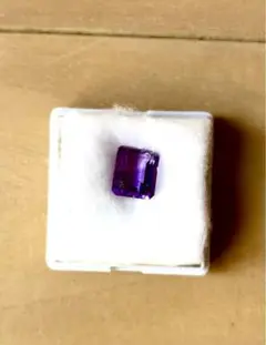 紫色エメラルドカットアメジスト7.14ct