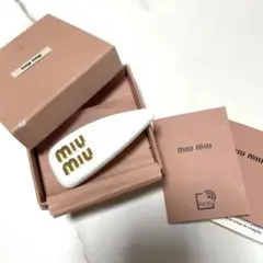 miu miu ヘアクリップ ホワイト