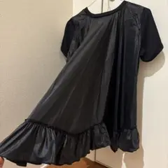 【DANSKIN】カプセルコレクション フリル付き黒トップス