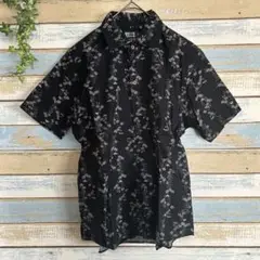 【マストアイテム】t.k TAKEO KIKUCHI 黒の花柄 半袖シャツ S