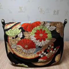 ★帯リメイク★黒のショルダーバッグ②★本皮のストラップ付き