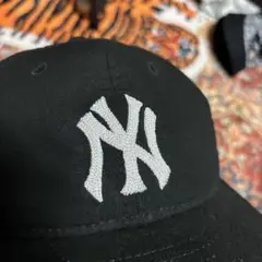 newera mondaysuck 感 ロゴ チェーンステッチ black