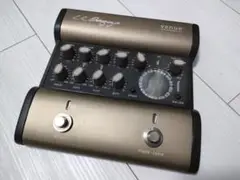 Item thumbnail for item 9db5d352-38b2-42d7-b4a9-a3b57b855c71