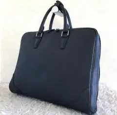 Item thumbnail for item c2e8b239-11e7-47e1-a3e5-0a428247f91b