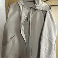 ベージュ ジップアップ マウンテンパーカー