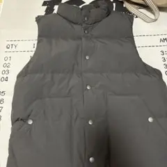GU ダウンベスト