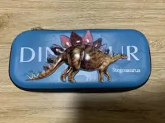 立体　恐竜　ペンケース　筆箱　ステゴサウルス