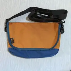 美品 ワークマン ショルダーバッグ メッセンジャーバッグ