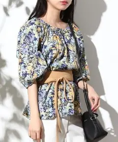 美品。ROPÉ PICNIC 2WAYフラワープリントブラウス