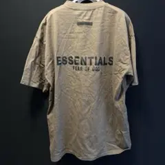 essentials Tシャツ