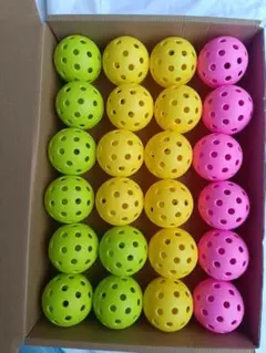 未使用室外練習用40穴ピックルボール ボール 24個セット Pickleball