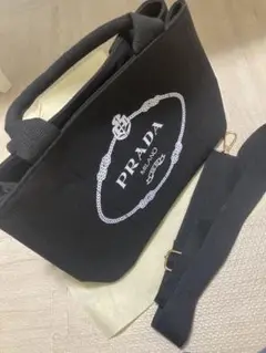 PRADA ブラック ショルダーバッグ ノベルティ
