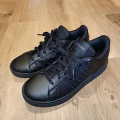 adidas アドバンコート　ブラック　23.5cm