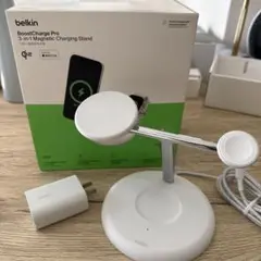 超美品Belkin WIZ023dqWH 3-in-1 ワイヤレス充電スタンド