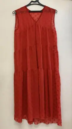 レッド ドット シフォン ノースリーブワンピース