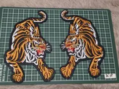 お18★トラ刺繍パッチ 2枚セット★アイロンワッペン