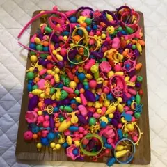 カラフルな知育玩具 ビーズセット