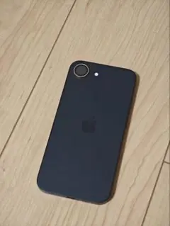 iPhone 16e