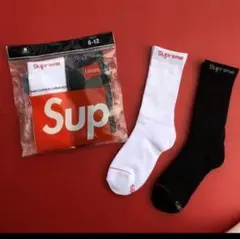 Supremeソックスシュプリームソックス靴下 黒+白計2足セット