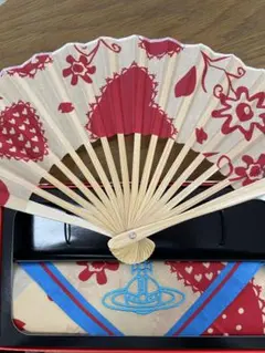 Vivienne Westwood 扇子 赤いハート柄