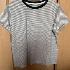 ストライプ 半袖Tシャツ ベージュと黒